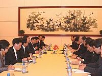 Phó Thủ tướng Hoàng Trung Hải diện kiến Thủ tướng Trung Quốc Ôn Gia Bảo